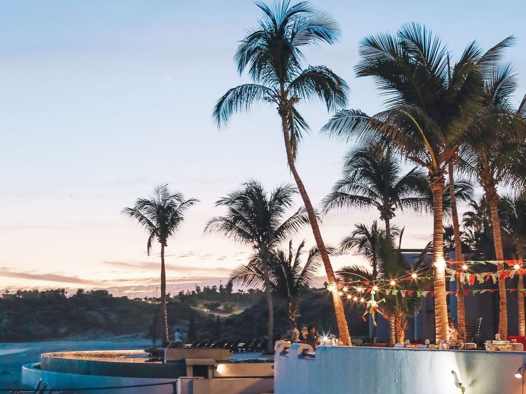 Outdoor restaurant & a bar with sea view at Marquis Los Cabos