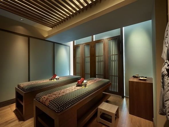 Spa beds in Tangerine Dream Spa at Vasa Hotel Surabaya
