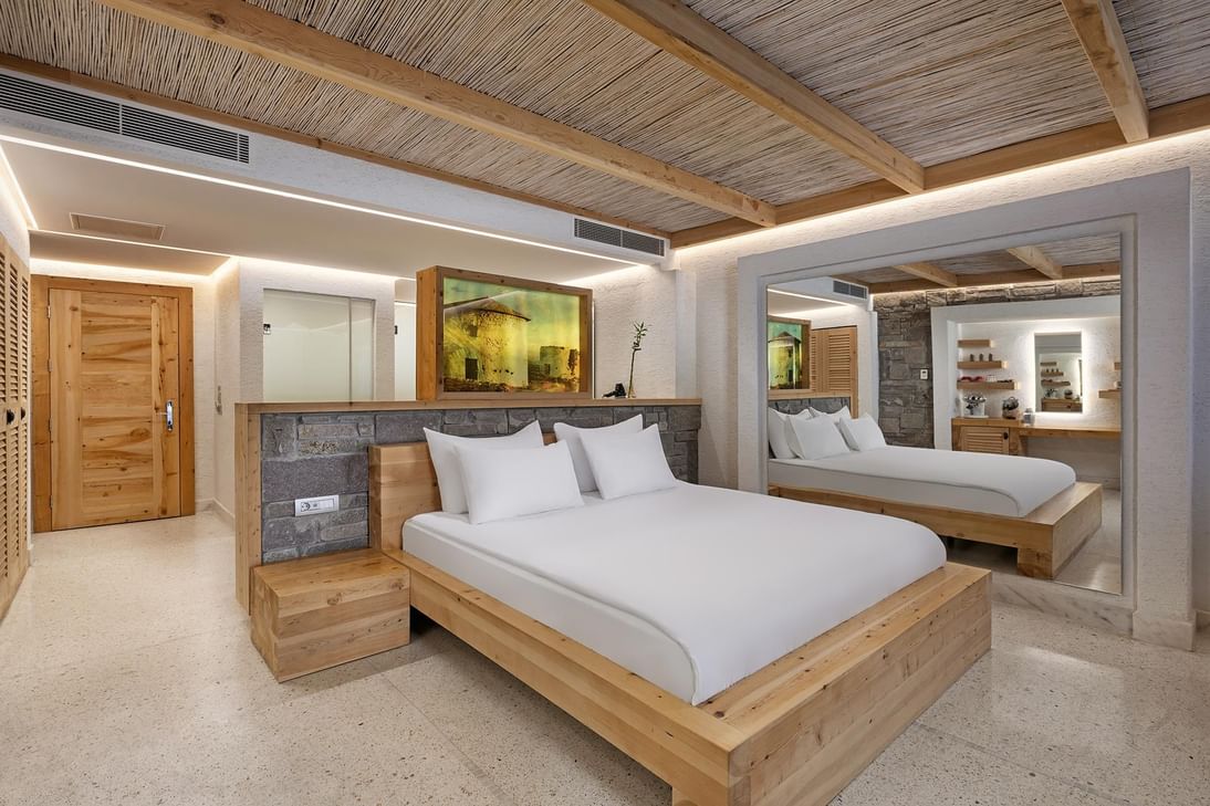 Exclusive Swim-up Room with king size bed at Titanic Luxury Collection Bodrum