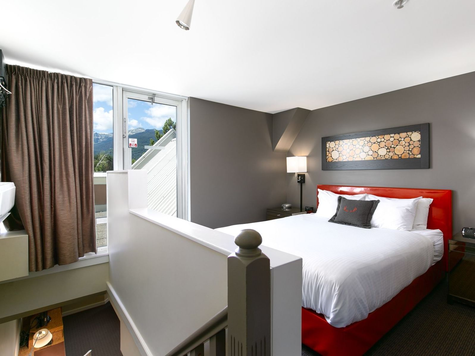 mountain view loft suite