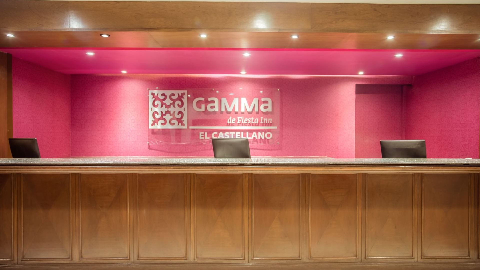 Close-up of the Reception of Gamma Mérida el Castellano