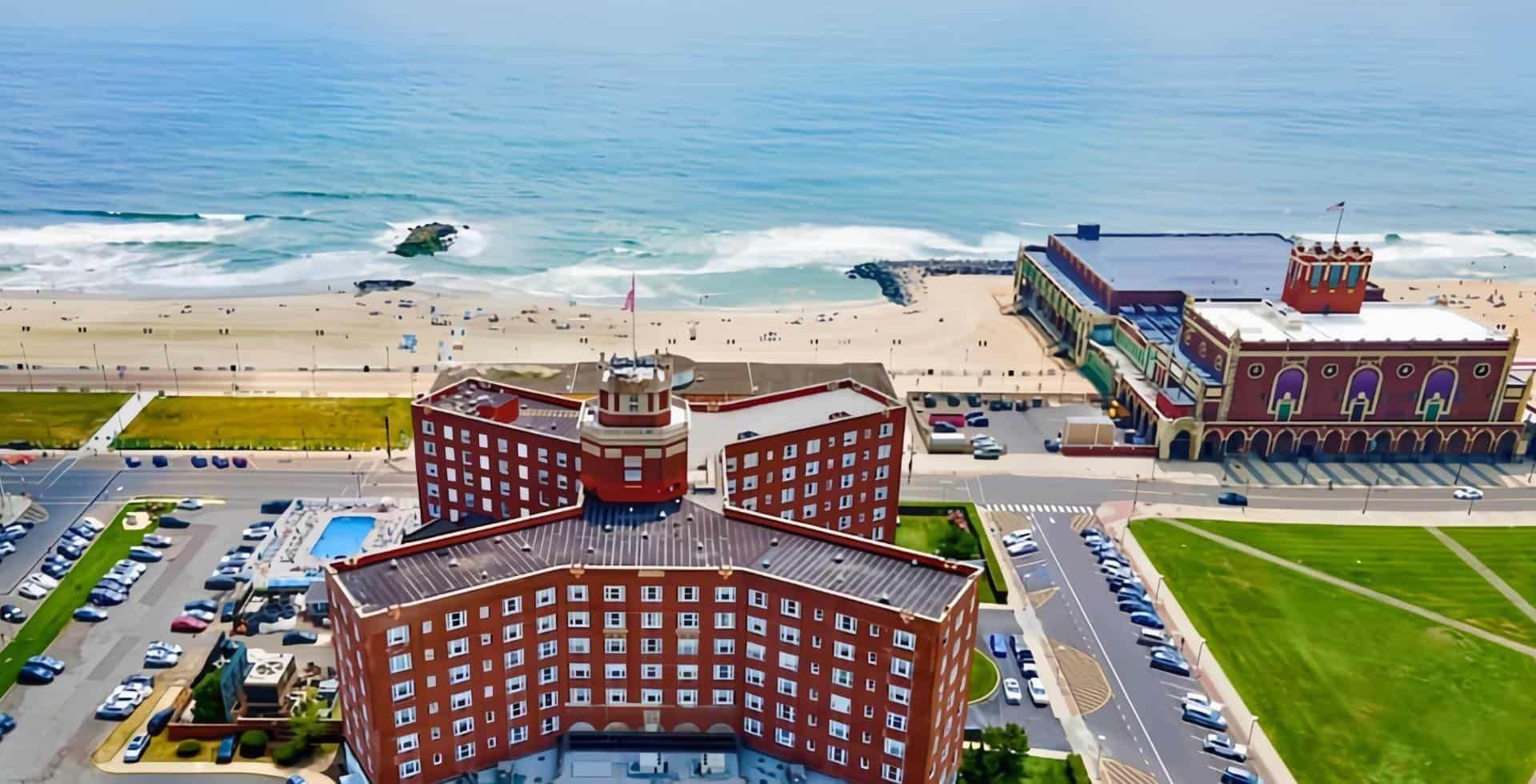 Berkeley Oceanfront Hotel
