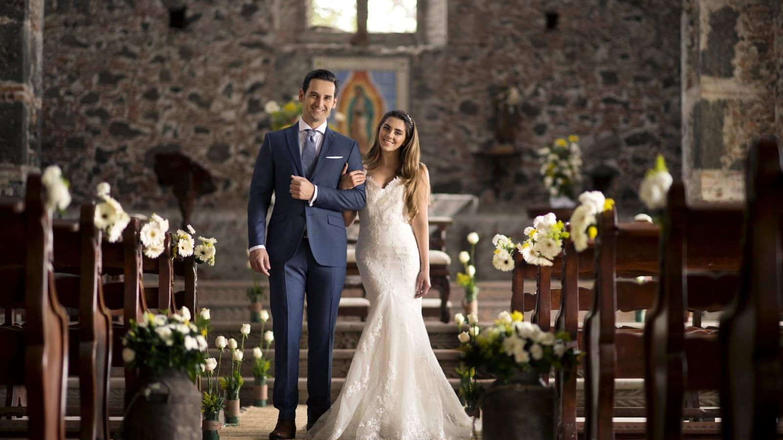 Wedding couple in a church near Fiesta Americana Hacienda