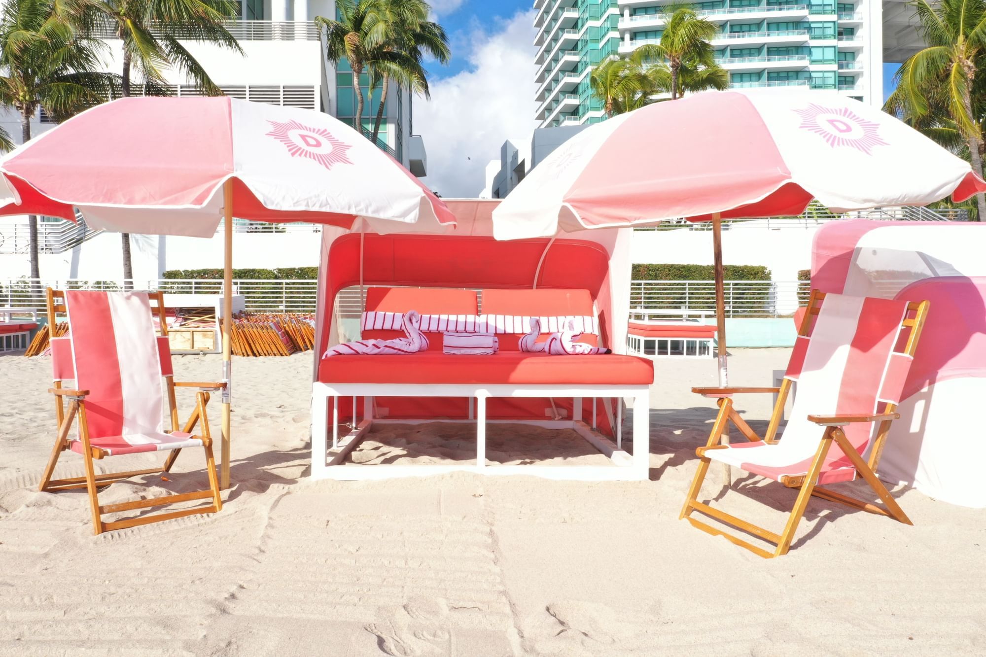 Ultimate Guide to Cabana Rental in Hollywood Beach, Florida