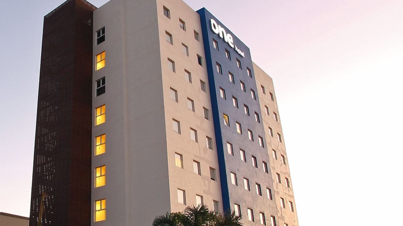 Exterior View of One Guadalajara Periférico Norte