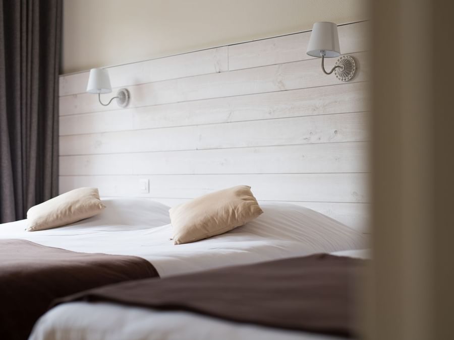 Double bed with extra bed in Chambre Familiale at Le Kastelberg