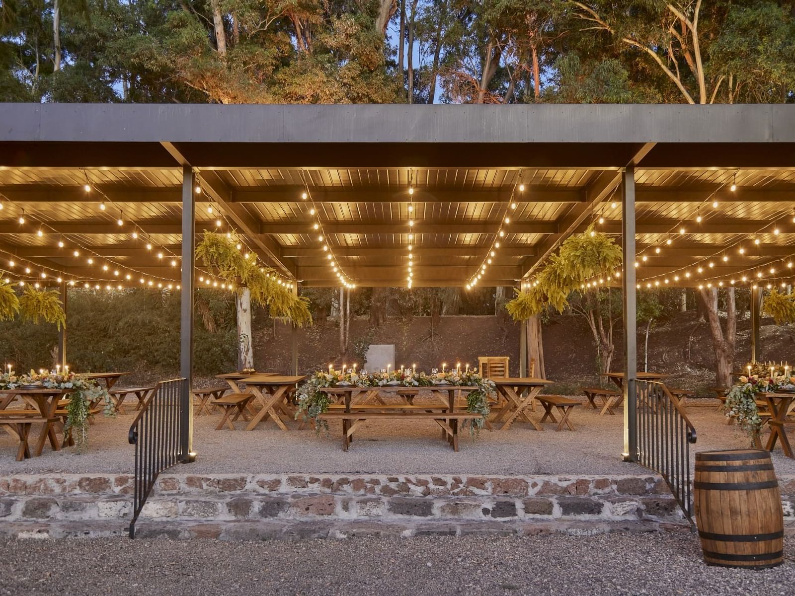 Open & airy dining area with decors, La Terraza, La Colección