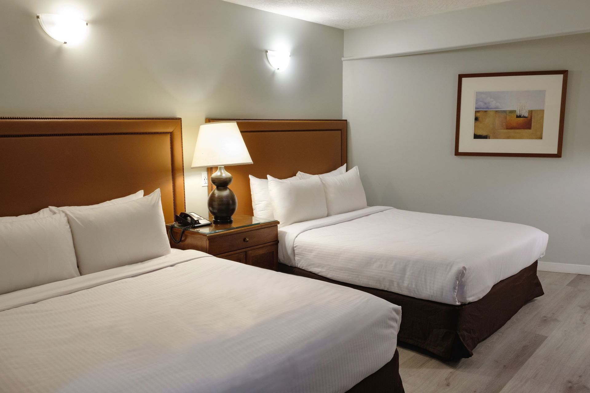Modern double room with two double beds
