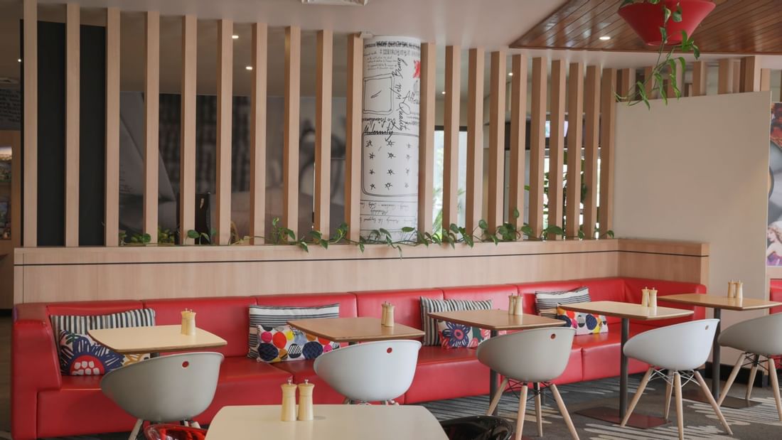 Ibis Kitchen & Bar at Ibis Sydney Airport