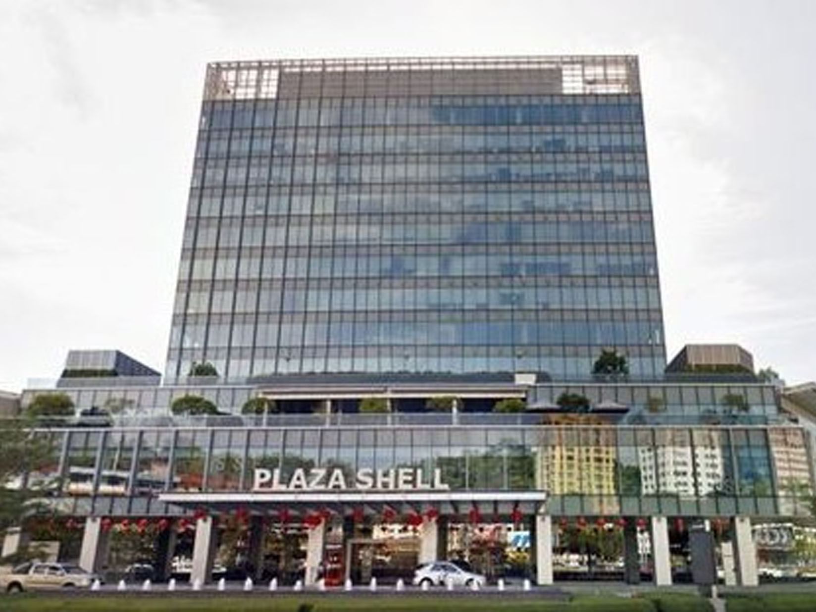 Exterior view of Shell Plaza with motor lobby near Cititel Express Kota Kinabalu