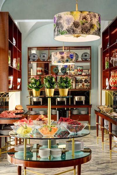 Buffet Tables at Grand Hotel Minerva