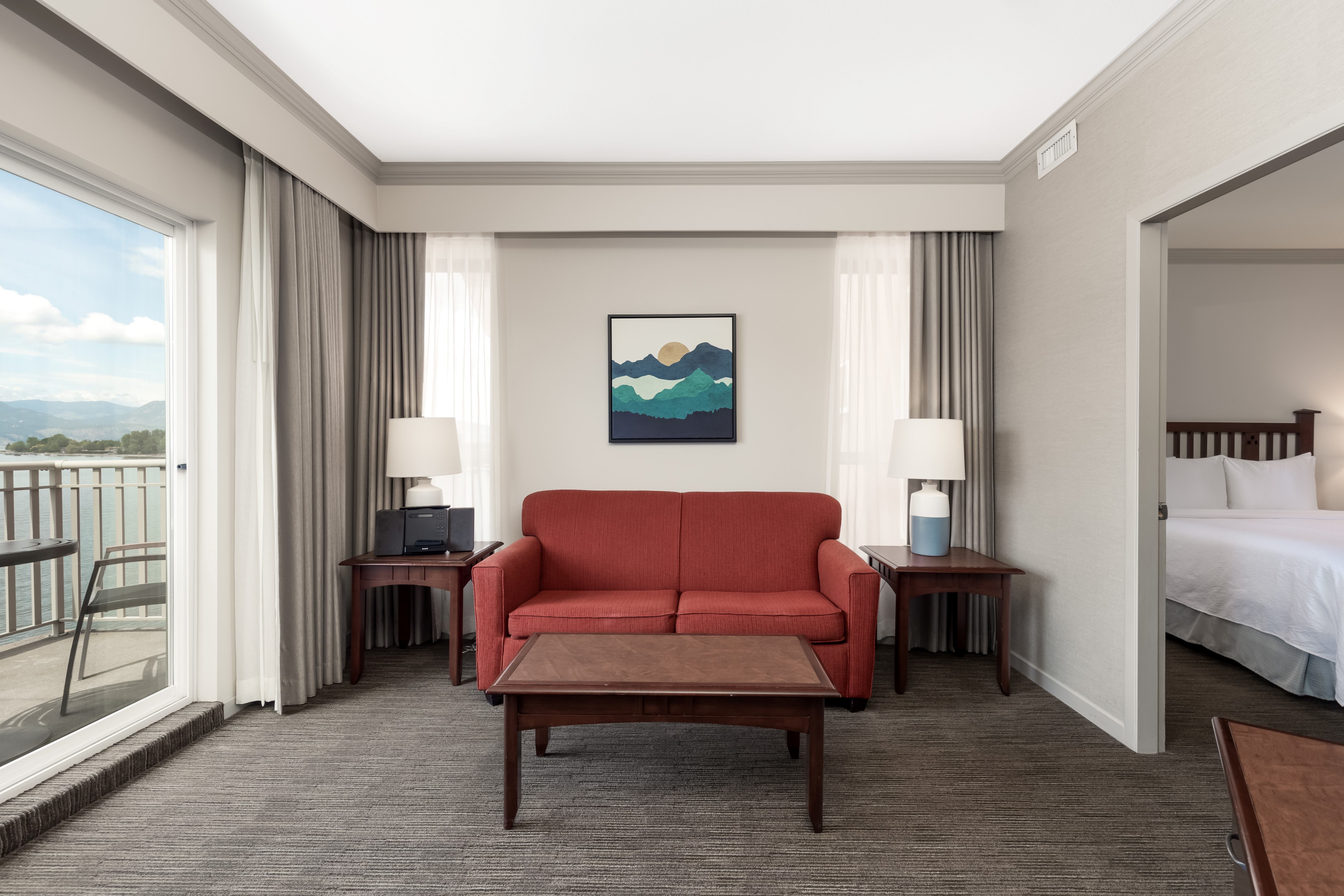 One Bedroom Suite Lakeside