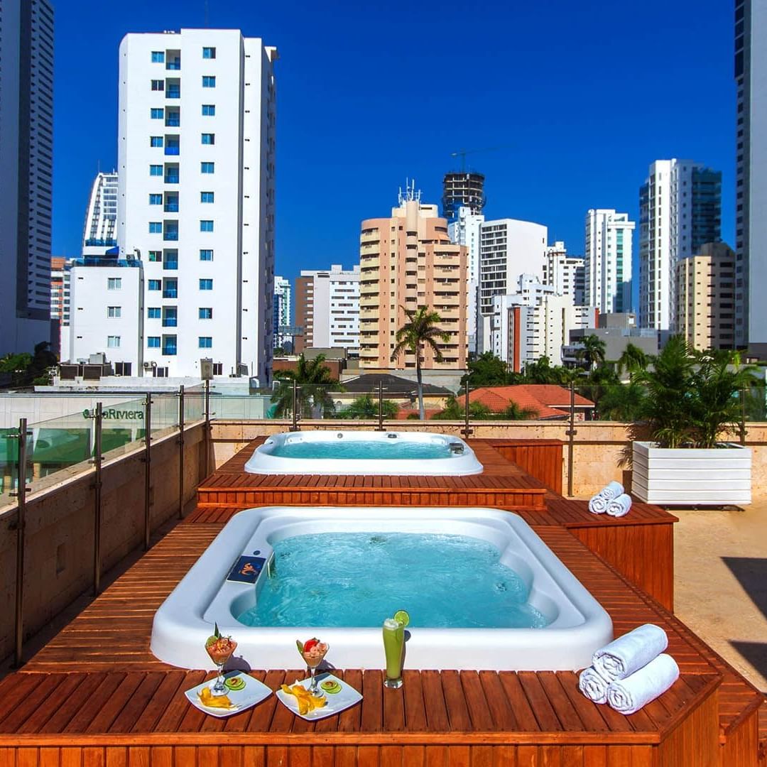 Rooftop jacuzzi at GIO Hotel Cartagena Tama