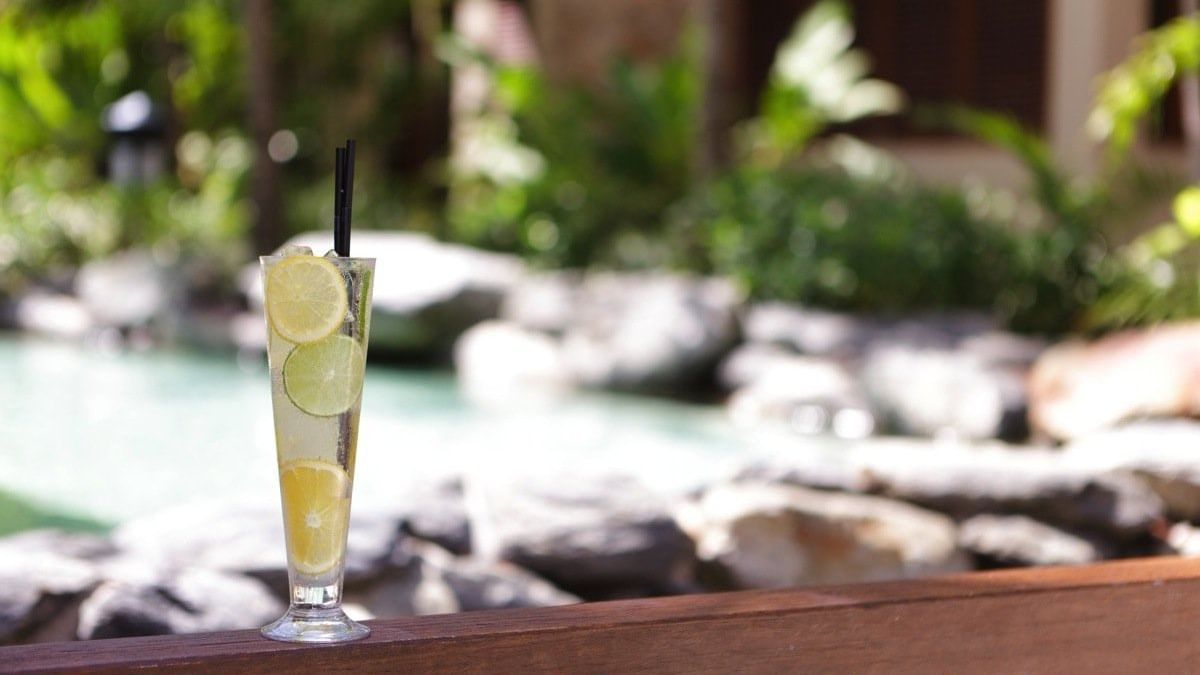 Cocktail at Lagoon Bar at Pullman Palm Cove Sea Temple Resort & Spa