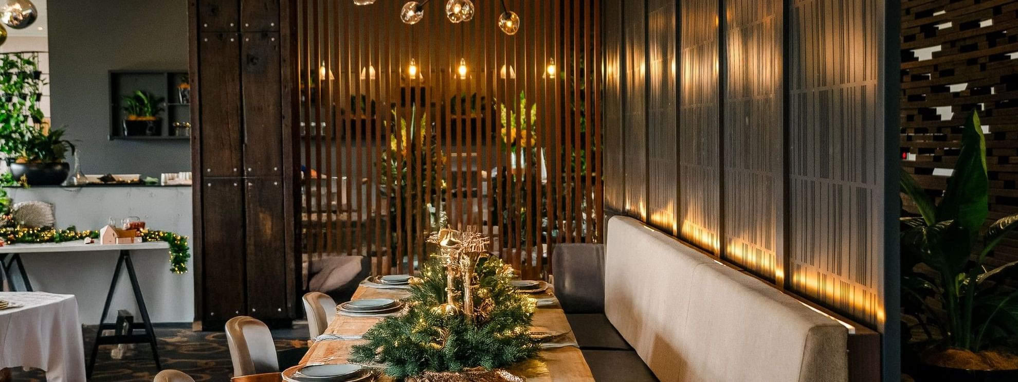 CHRISTMAS PARTIES AT KOOINDAH WATERS