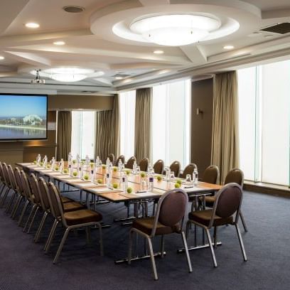 La_Perouse_Boardroom