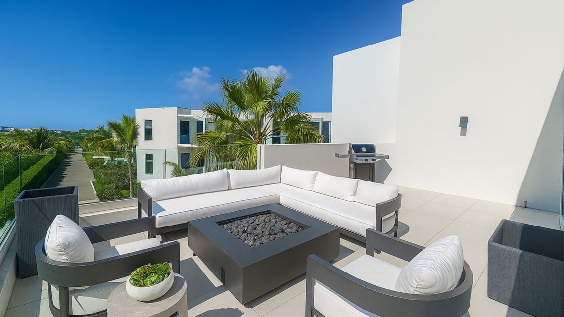 Penthouse Oceanview Studio with Private Terrace & Fire Pit | H2O Life ...