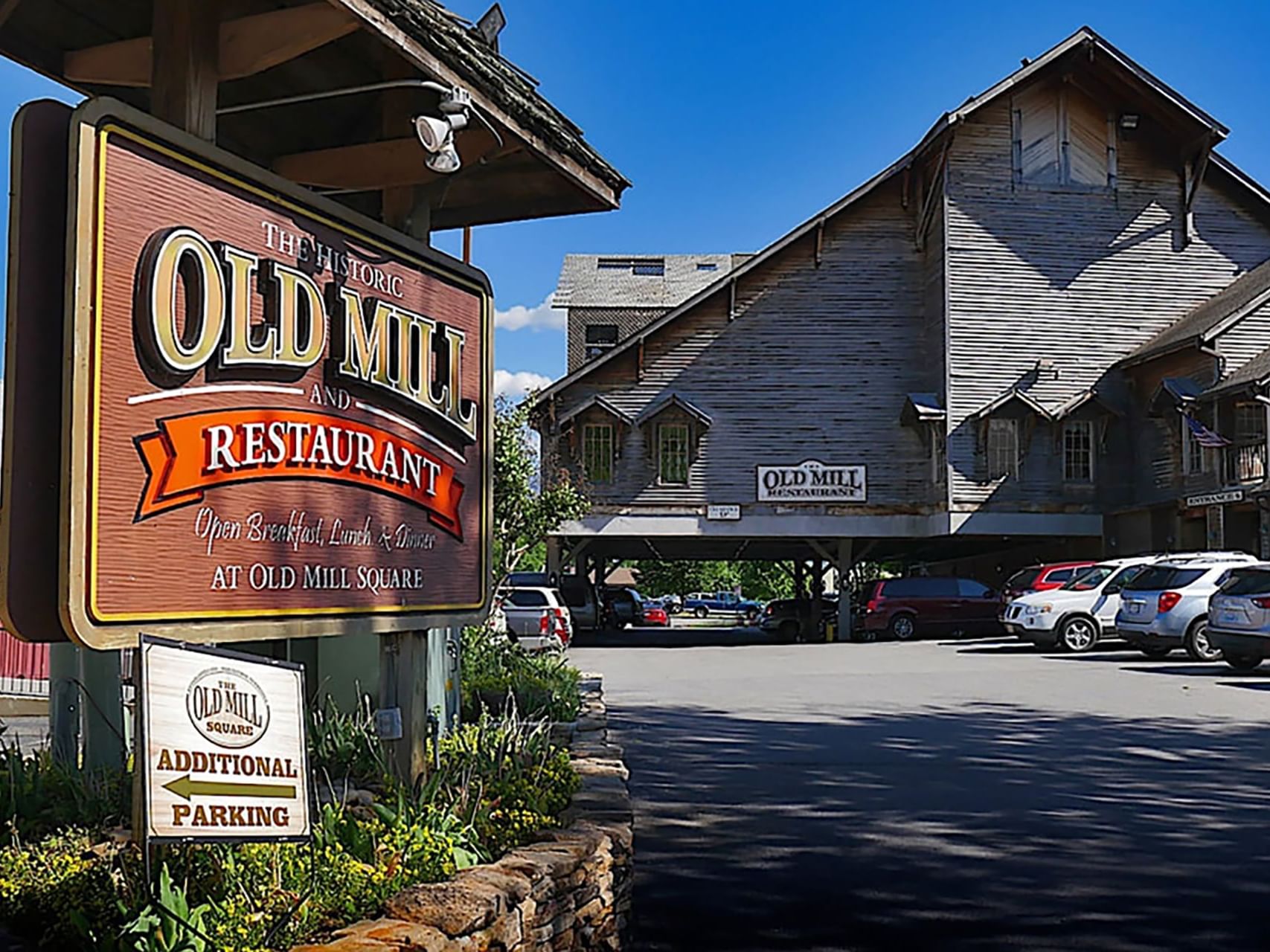 Old Mill and Restaurant in Pigeon Forge, TN