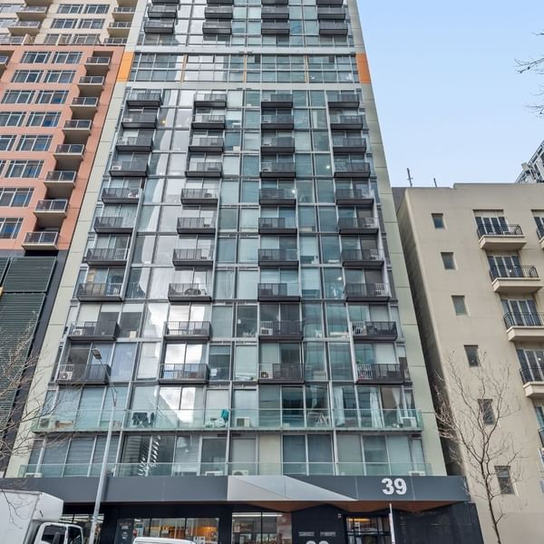 Student Living on Lonsdale