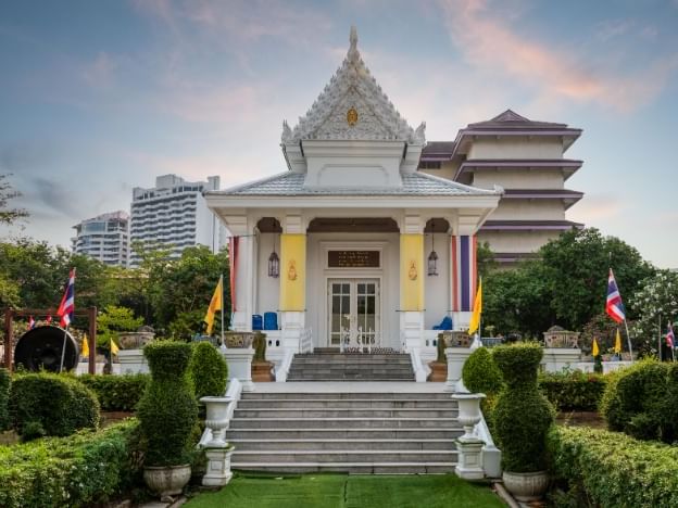 Entrance of Wat Praram temple near Maitria Hotel Rama 9