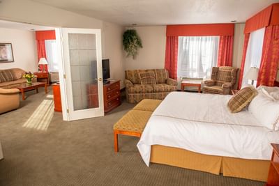 Vintage Interior & decor of the Presidential Suite at Service Plus Inns & Suites