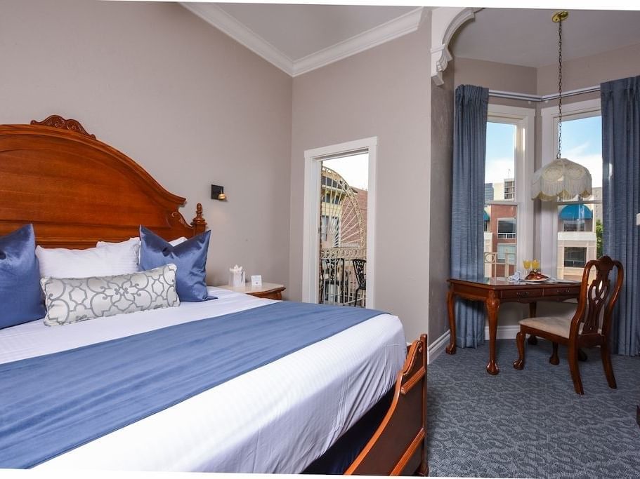 Work desk by the window in 1 King Bed Room with Balcony at Horton Grand Hotel