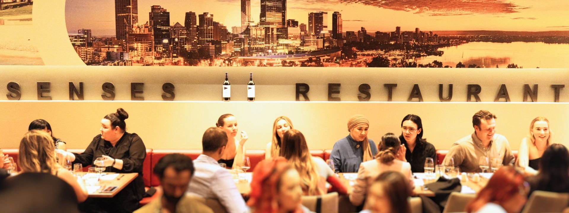 Sen5es Restaurant and Wine Bar, located in Perth CBD, Novotel Perth Langley