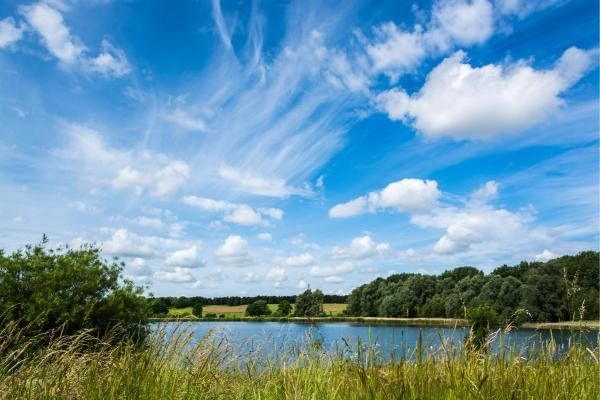 Image of a lake representing Willen Lake in Milton Keynes.