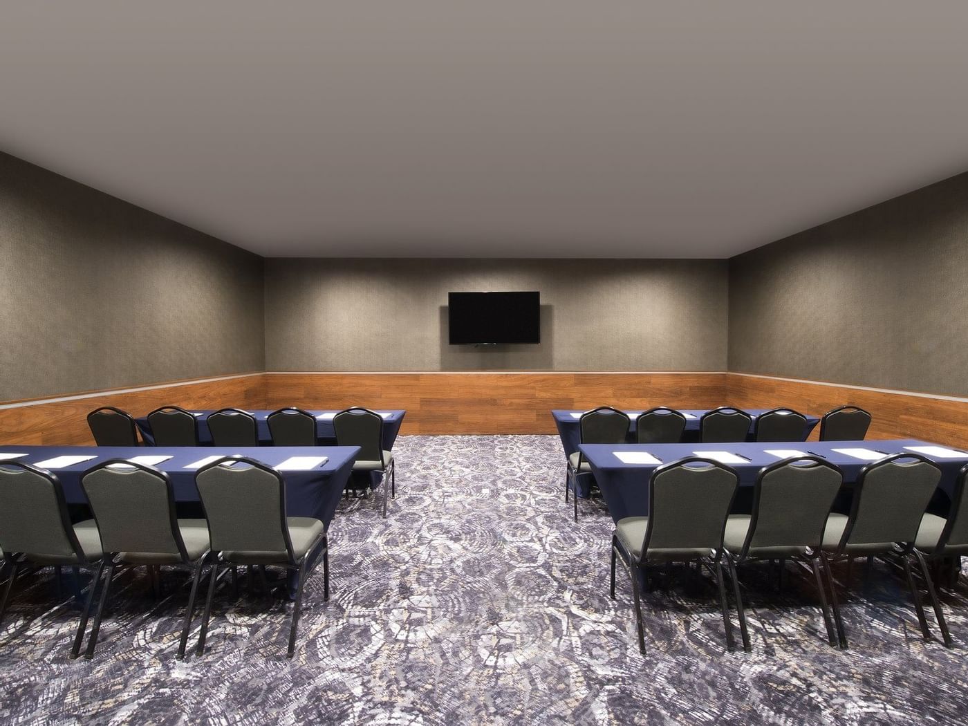 Classroom setup in Financiero room at FA Hotels & Resorts