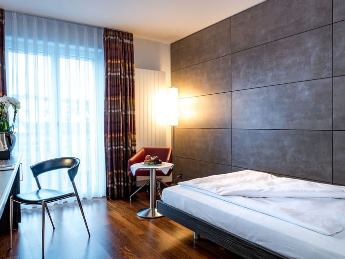 Interior of Standard Single Room at Hotel Sternen Oerlikon