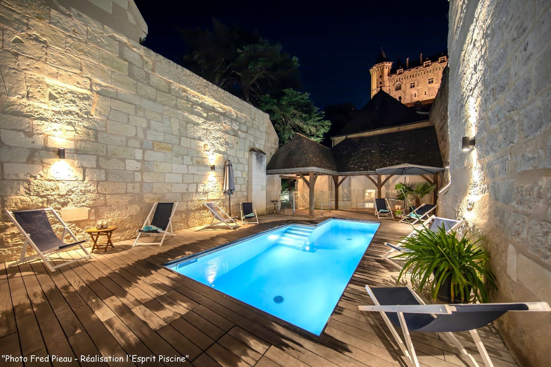 Pool at Hotel Anne d'Anjou in Saumur, France