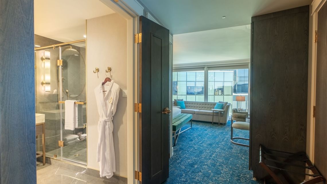 Standard Studio, 1 King Bed, Sofa Bed Halifax Hotel Rooms Sutton