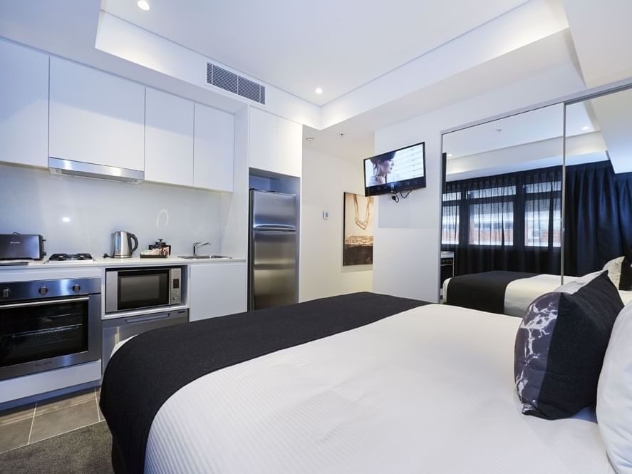 Hotel Room at  Silkari Suites Chatswood