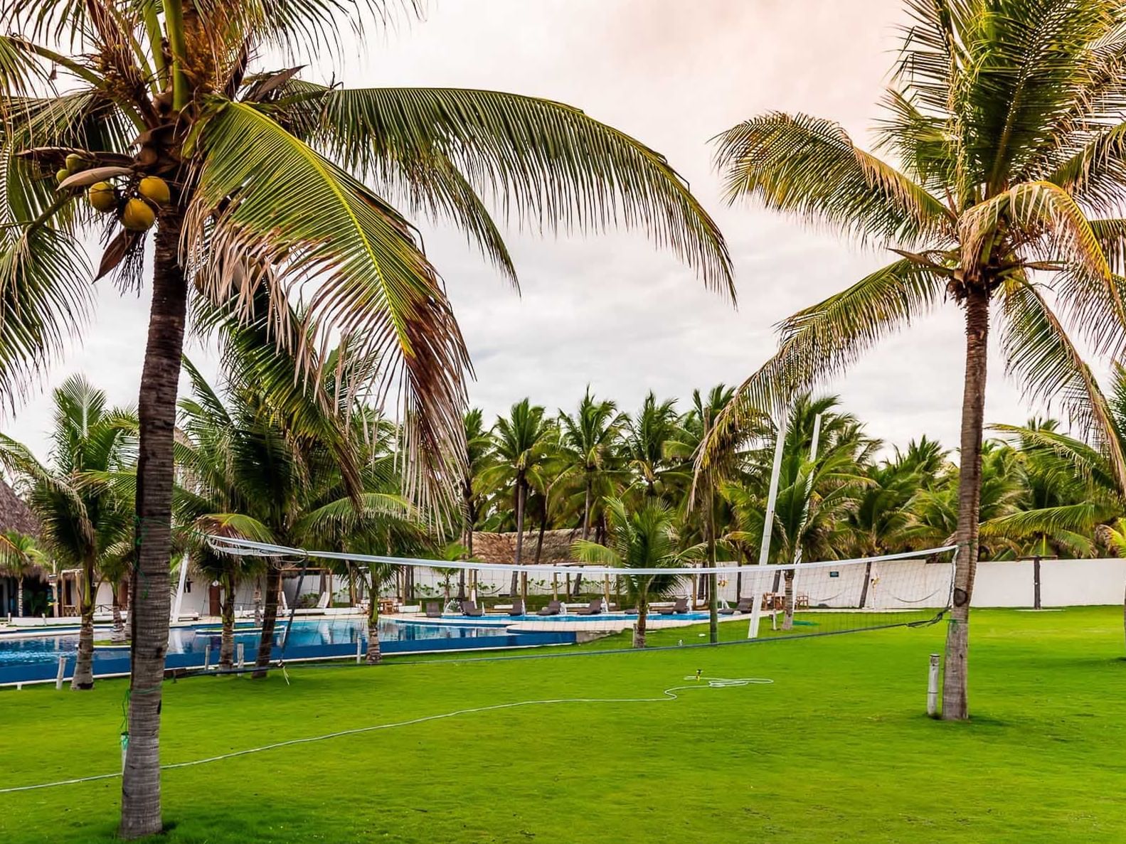 View of an outdoor volleyball court at La Mar Monterrico