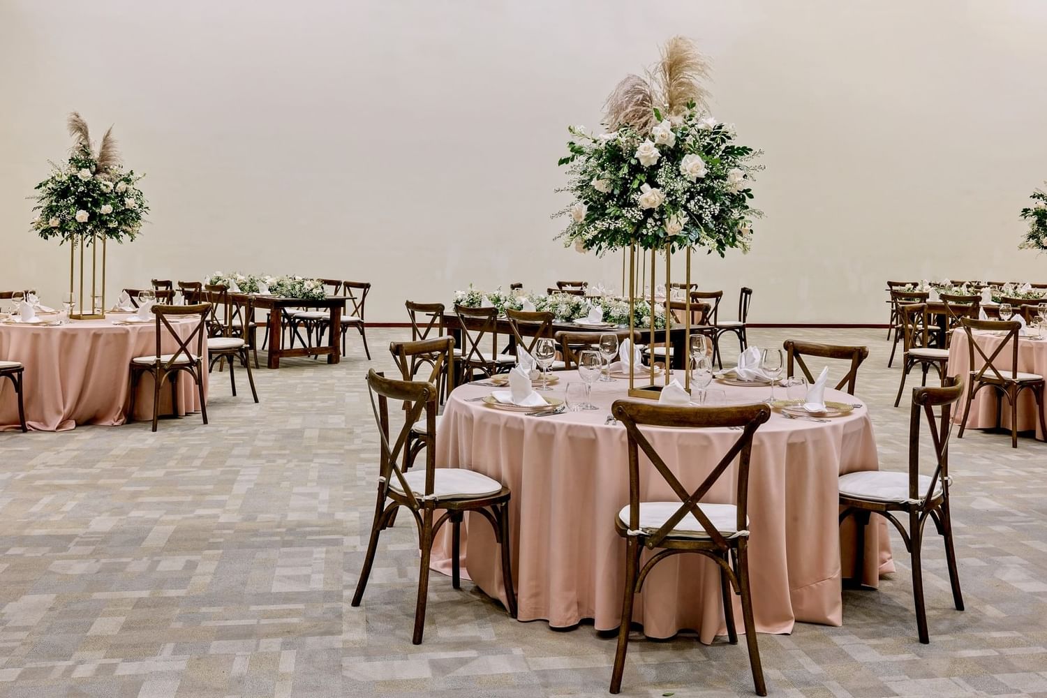 Hotel Indigo La Paz Puerta Cortes By IHG in La Paz, Mexico from $241:  Deals, Reviews, Photos | momondo, image size:1500x1000