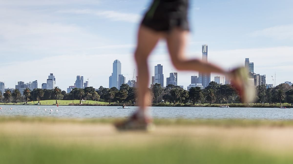 Running at Pullman albert park