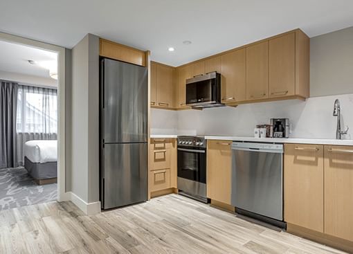 Bedroom Suite Kitchen in Tsawwassen BC