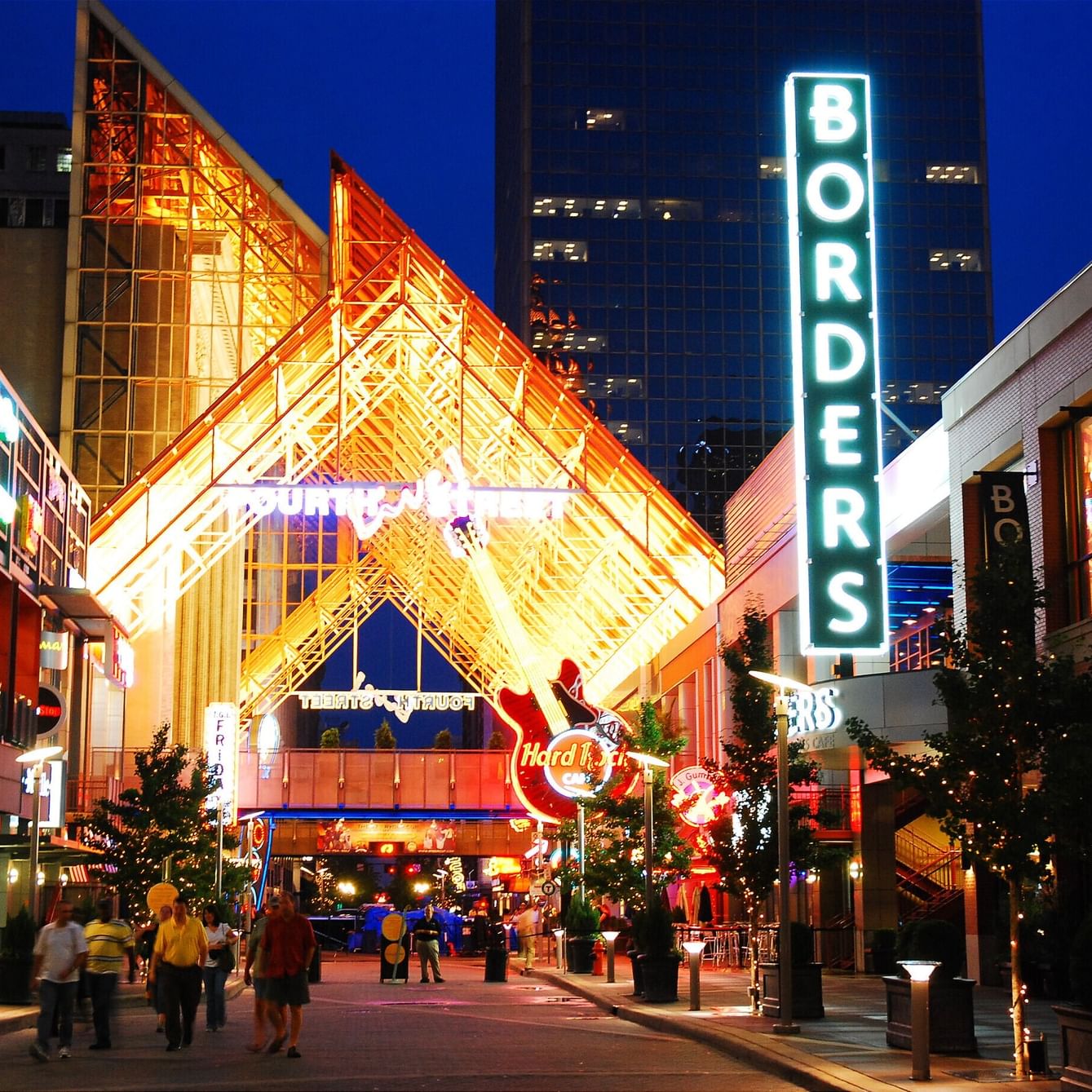 Fourth Street Live entertainment district night view is one of the attractions of Louisville near Cottonwood Louisville