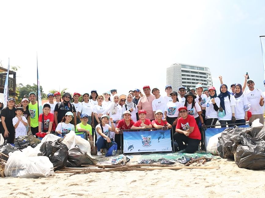 OCEAN'US Sustainable Ecotourism CSR Beach Cleanup at Lexis Hibiscus