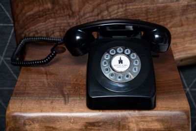 Hotel Earl Vintage Phone