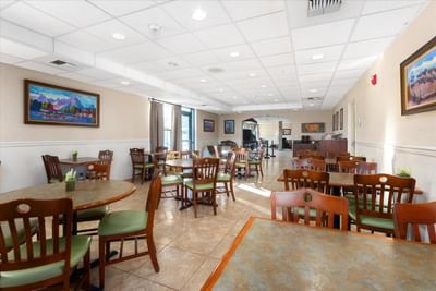 Dining area of Complimentary Hot Breakfast Buffet at Boothill Inn & Suites
