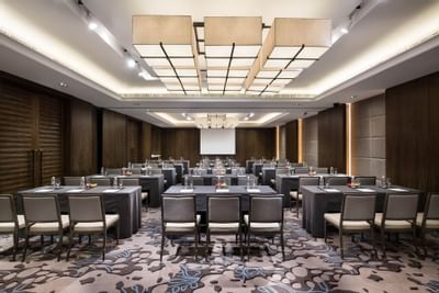 Seating arrangement in Silver Jade Room at White Swan hotel