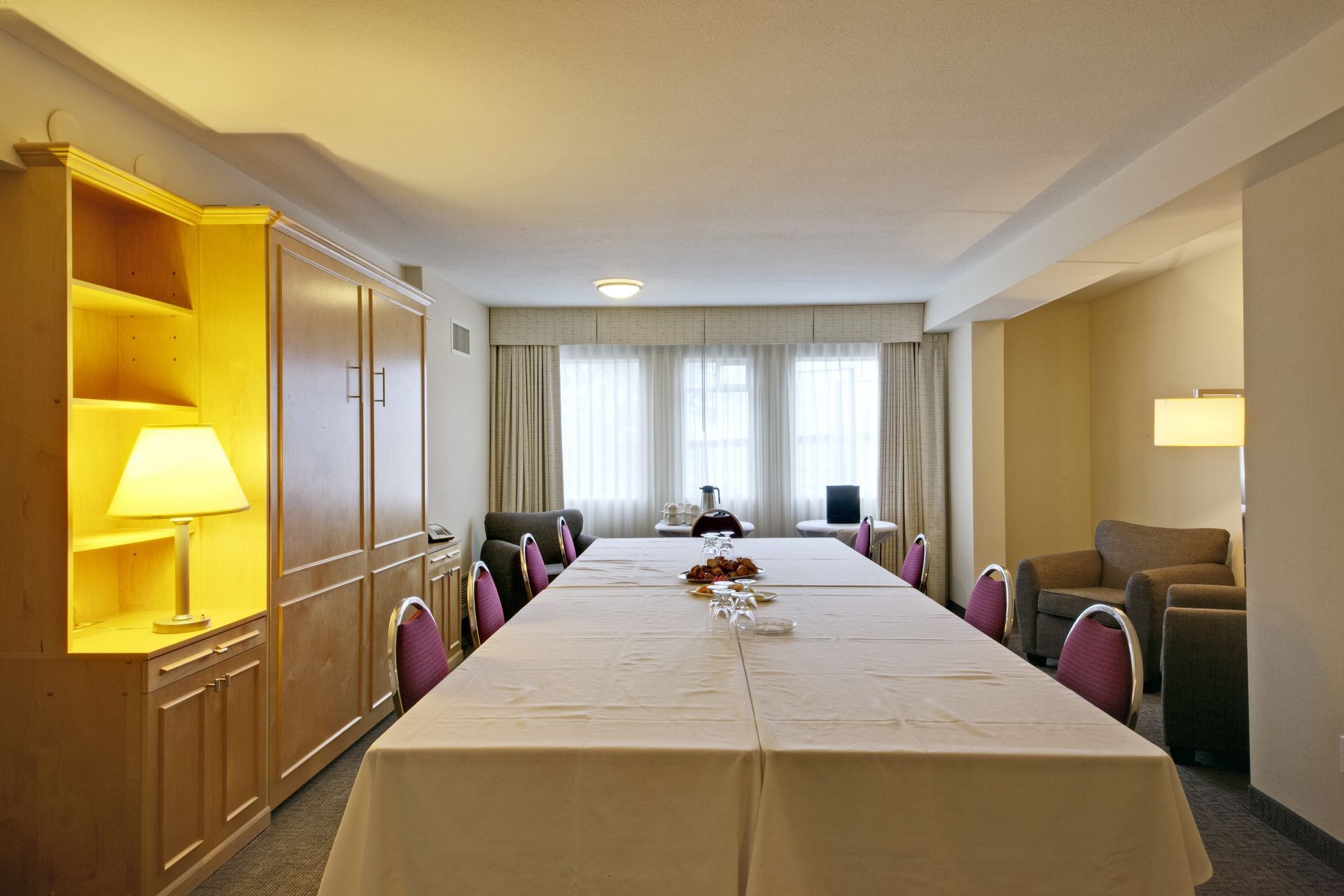 Coast Kamloops Hotel & Conference Centre Meetings - Boardroom