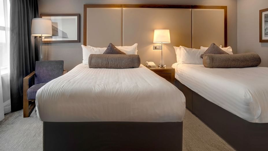 Two Double Beds Room Sandman Gatwick Hotel