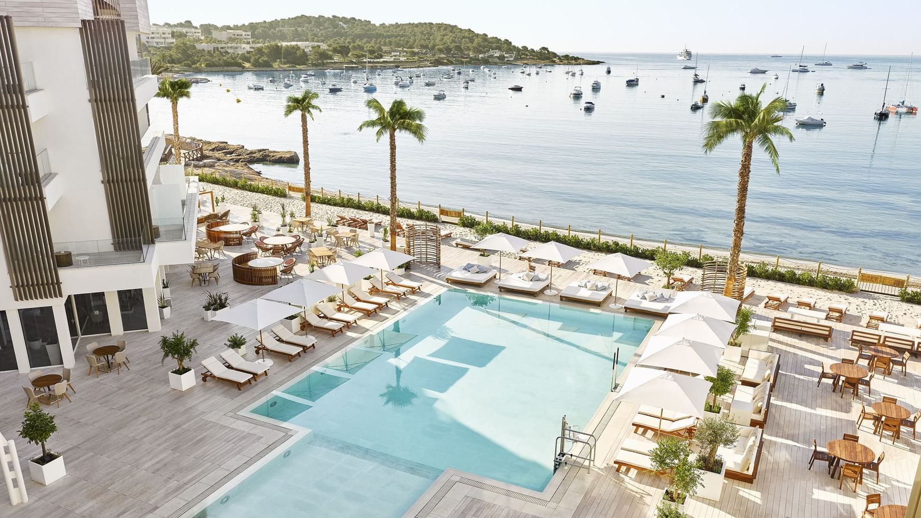 Viajar includes Nobu Hotel Ibiza Bay in the