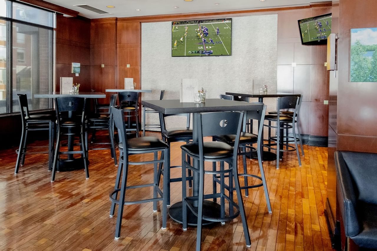 Lounge area of Blue Crab