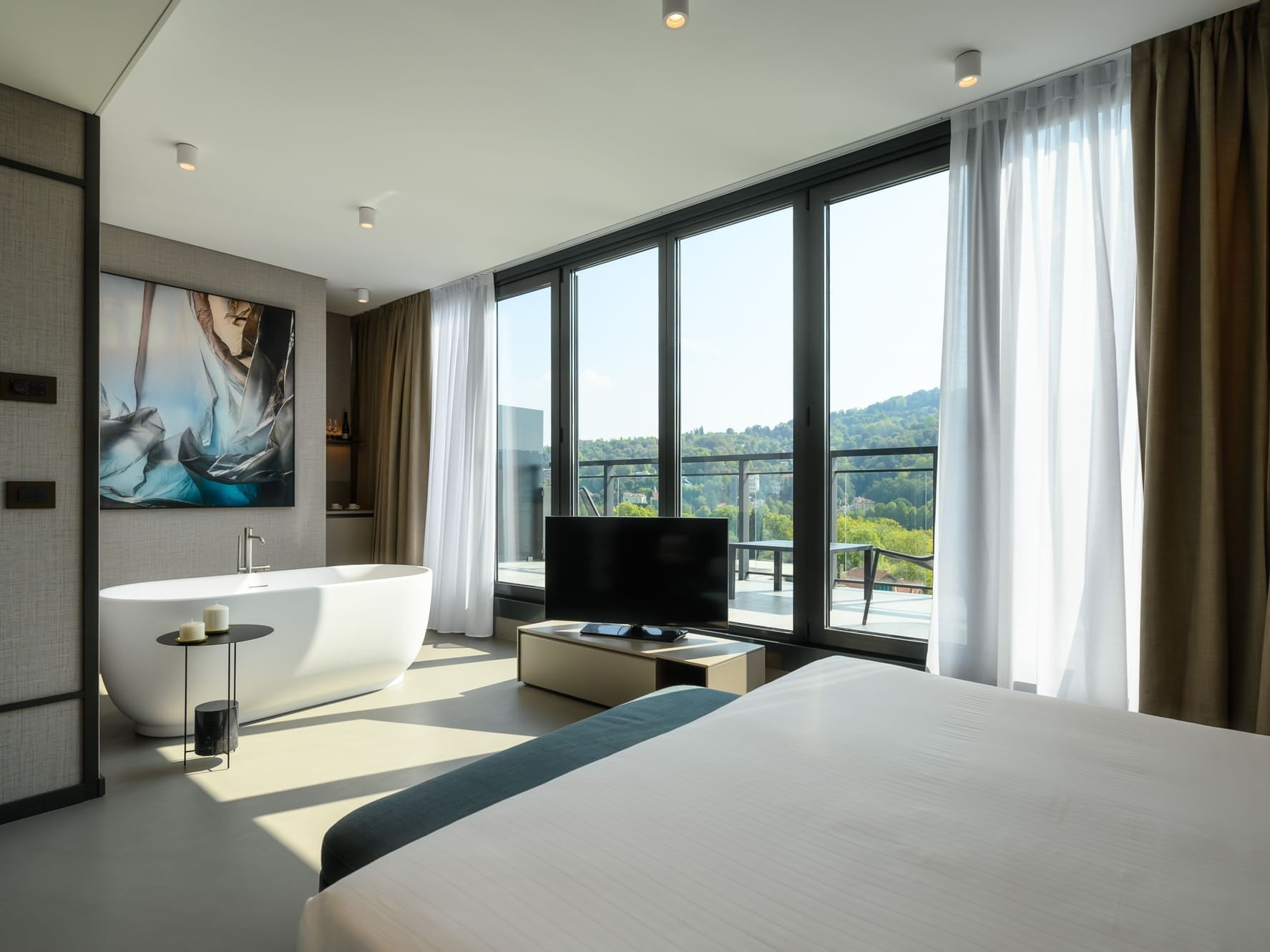 Bed, TV Luxury Terrace Junior Suite, Duparc Contemporary Suites