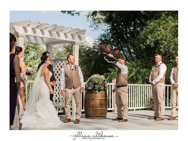 Outdoor wedding at Gettysburg.