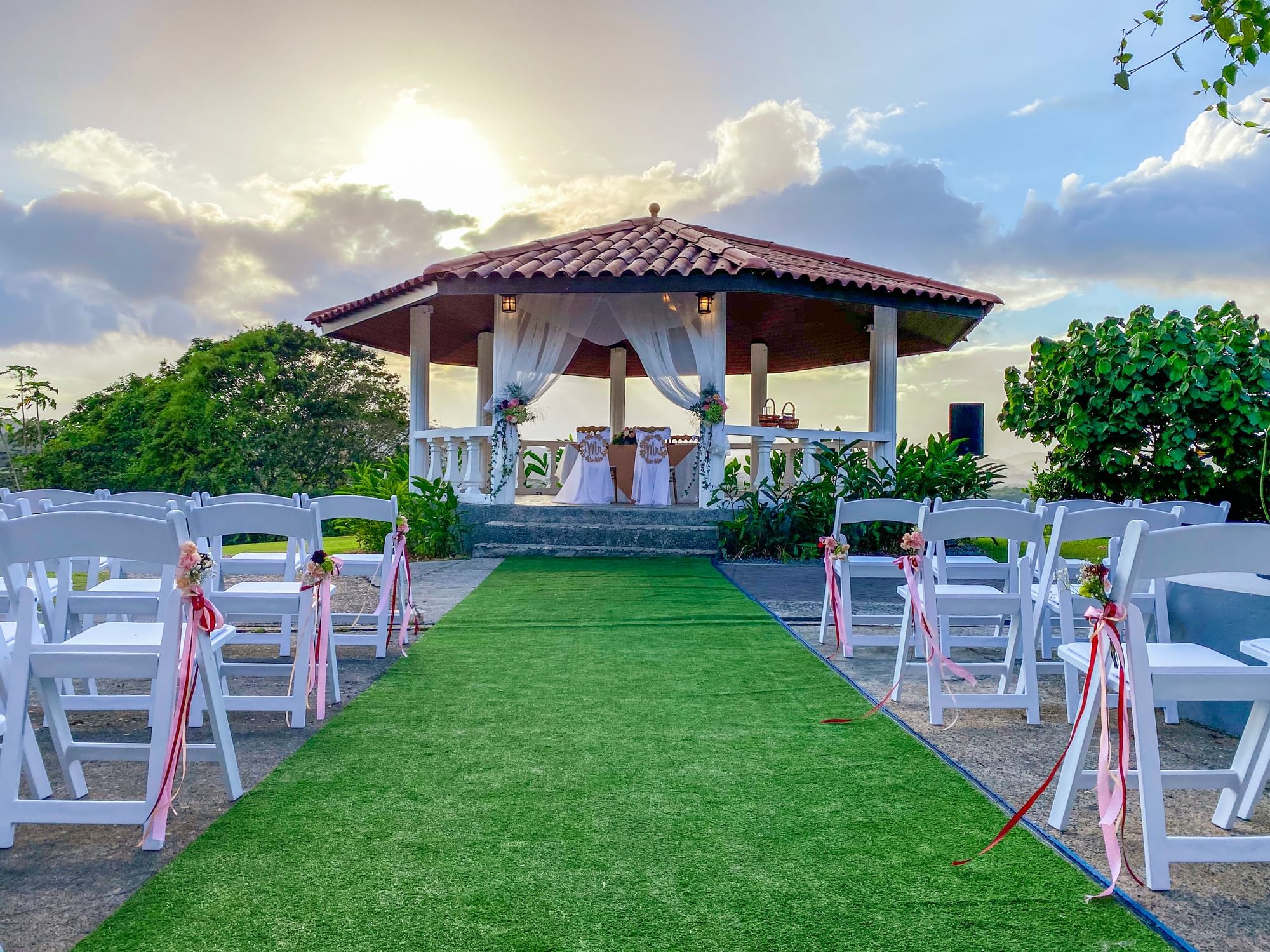 Gazebo | Summit Rainforest Golf and Resort