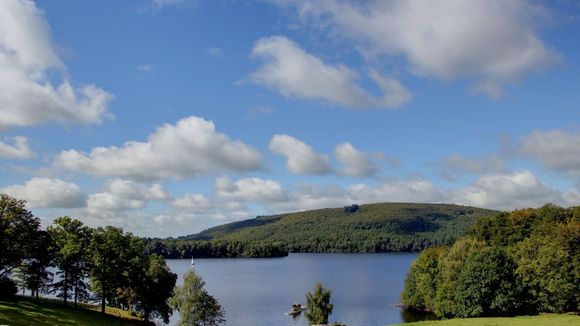 View of the Saint-Pardoux lake near Theo Hotel Limoges Nord